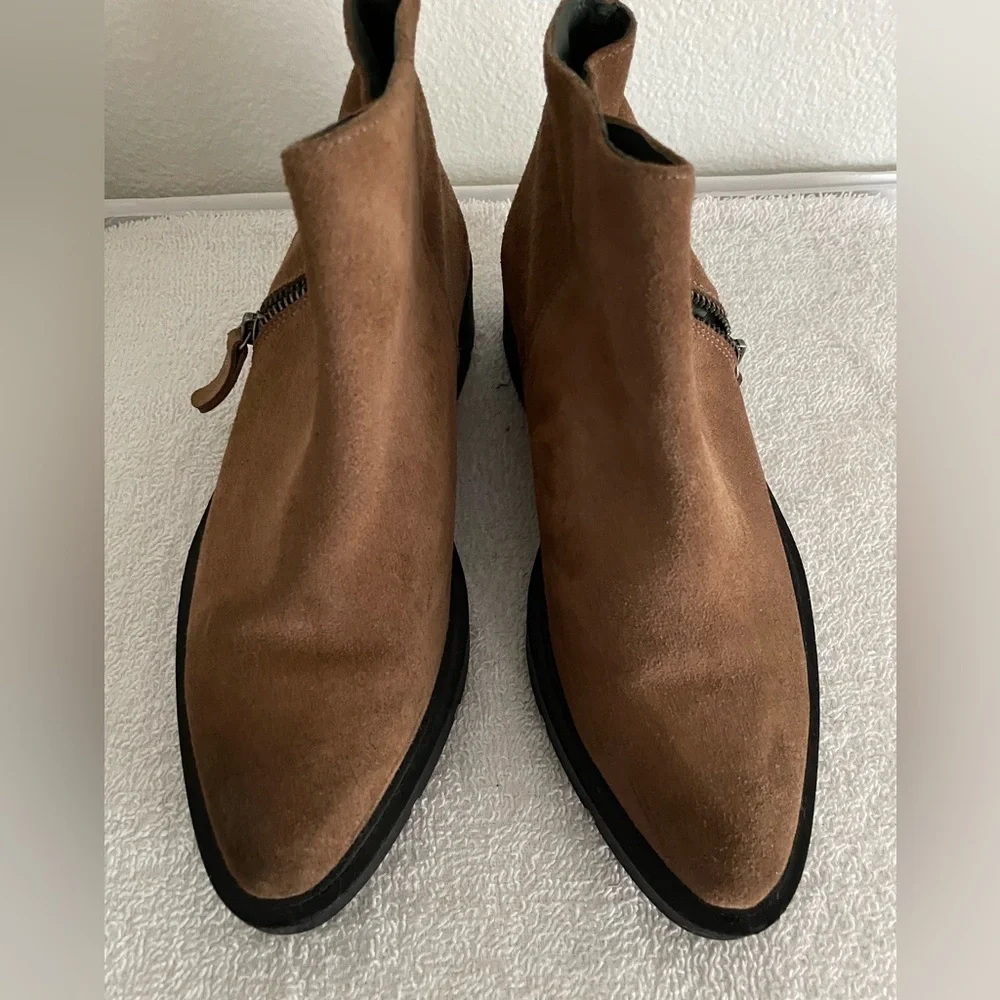 Andre Assous SPAIN Genuine Suede Leather Ankle Boots Booties Tan